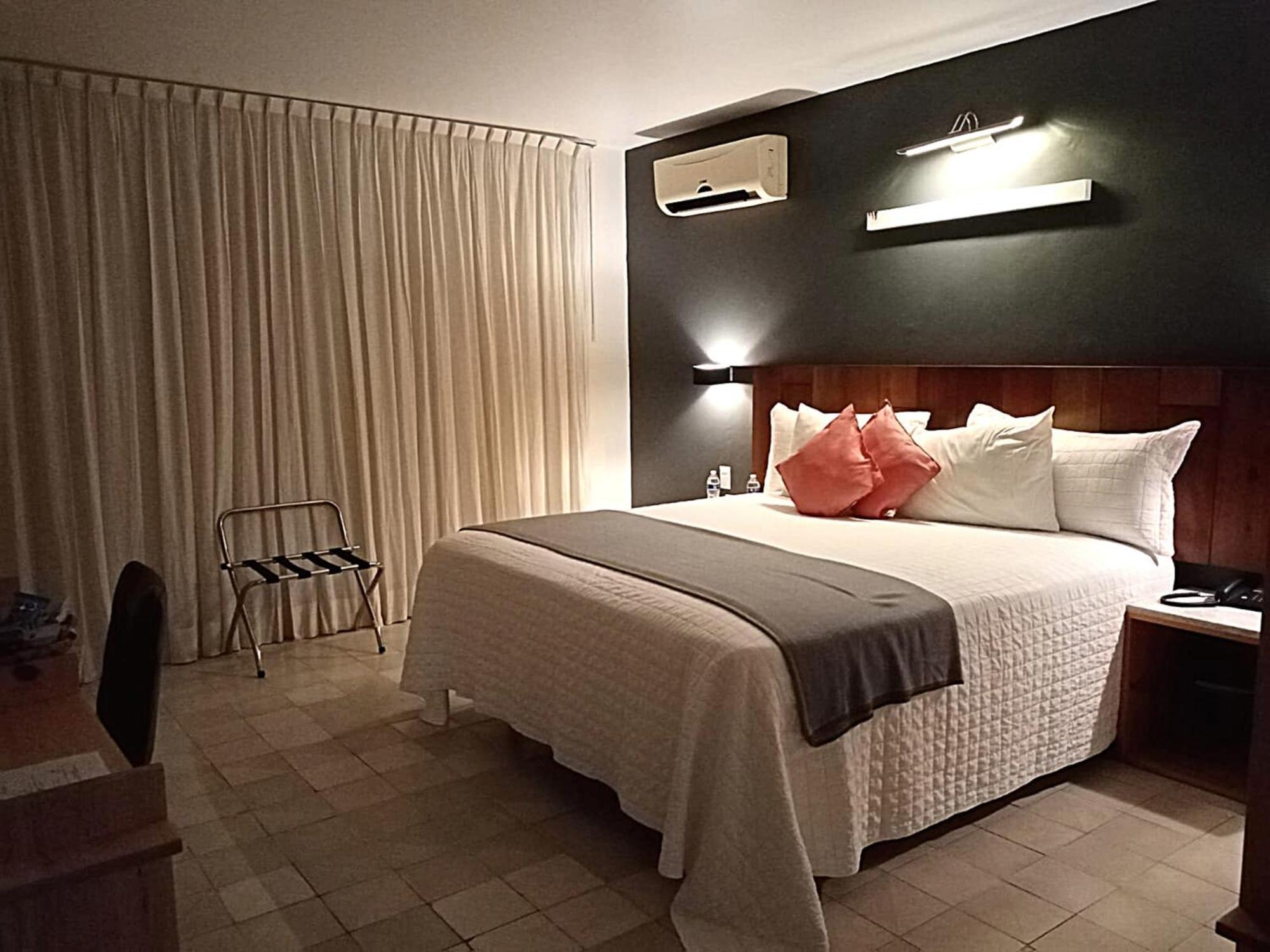 Hotel Clarum 101 Zapopan Pokoj fotografie