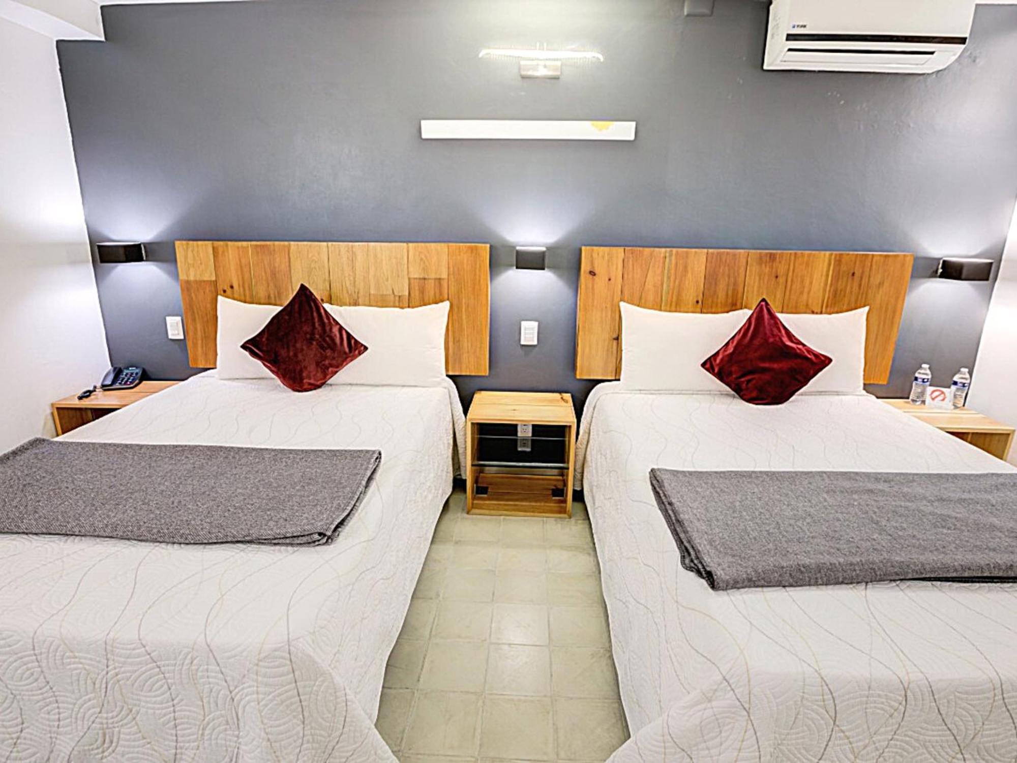 Hotel Clarum 101 Zapopan Pokoj fotografie